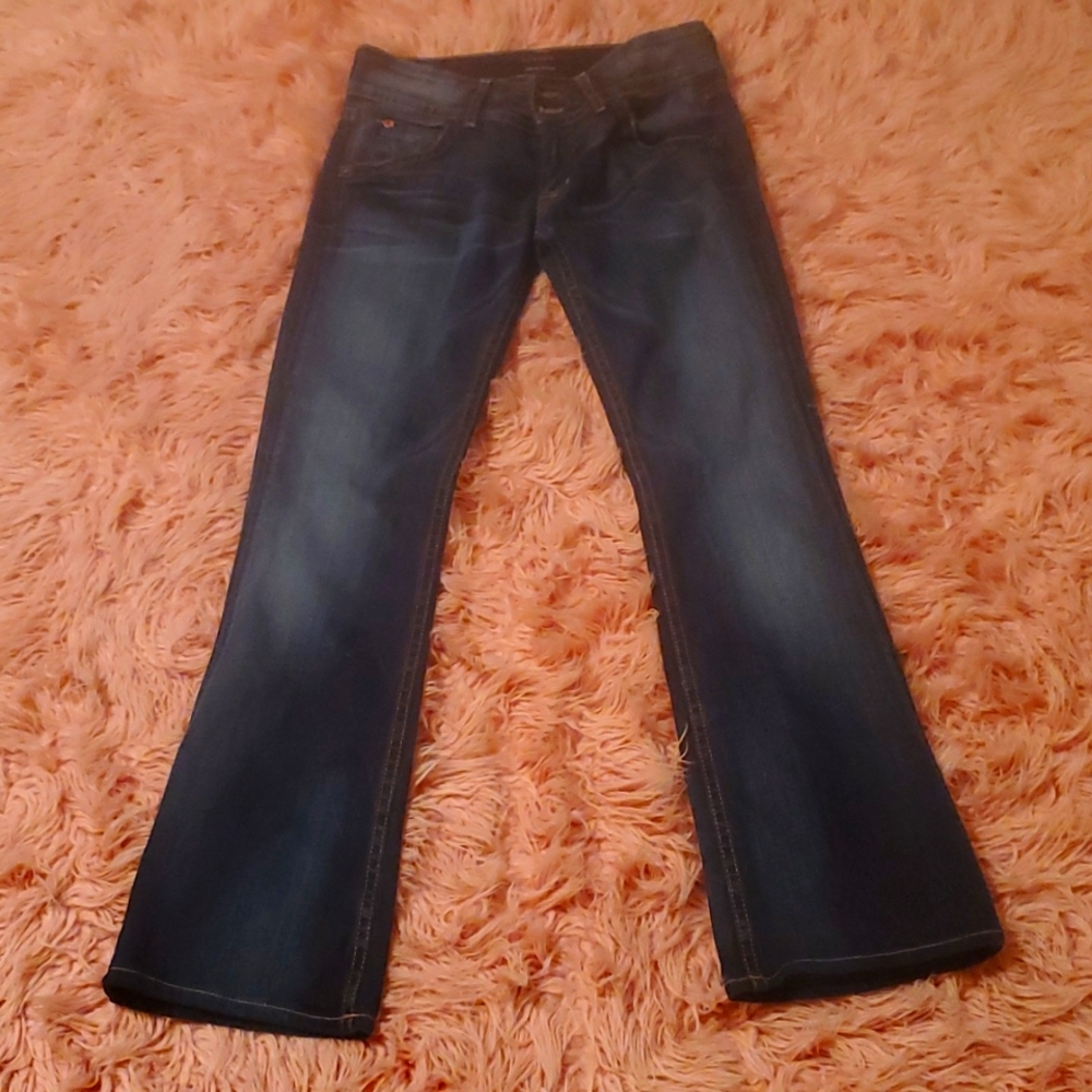 **It's all in the JEANS.! Hudson midrise bootcut jeans 👖